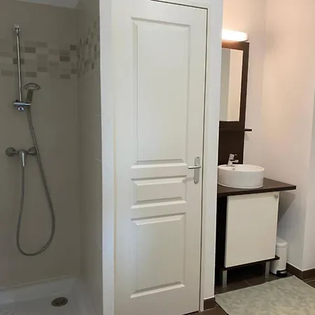 2-4 Pers, Piscine & Proche Plages Apartment